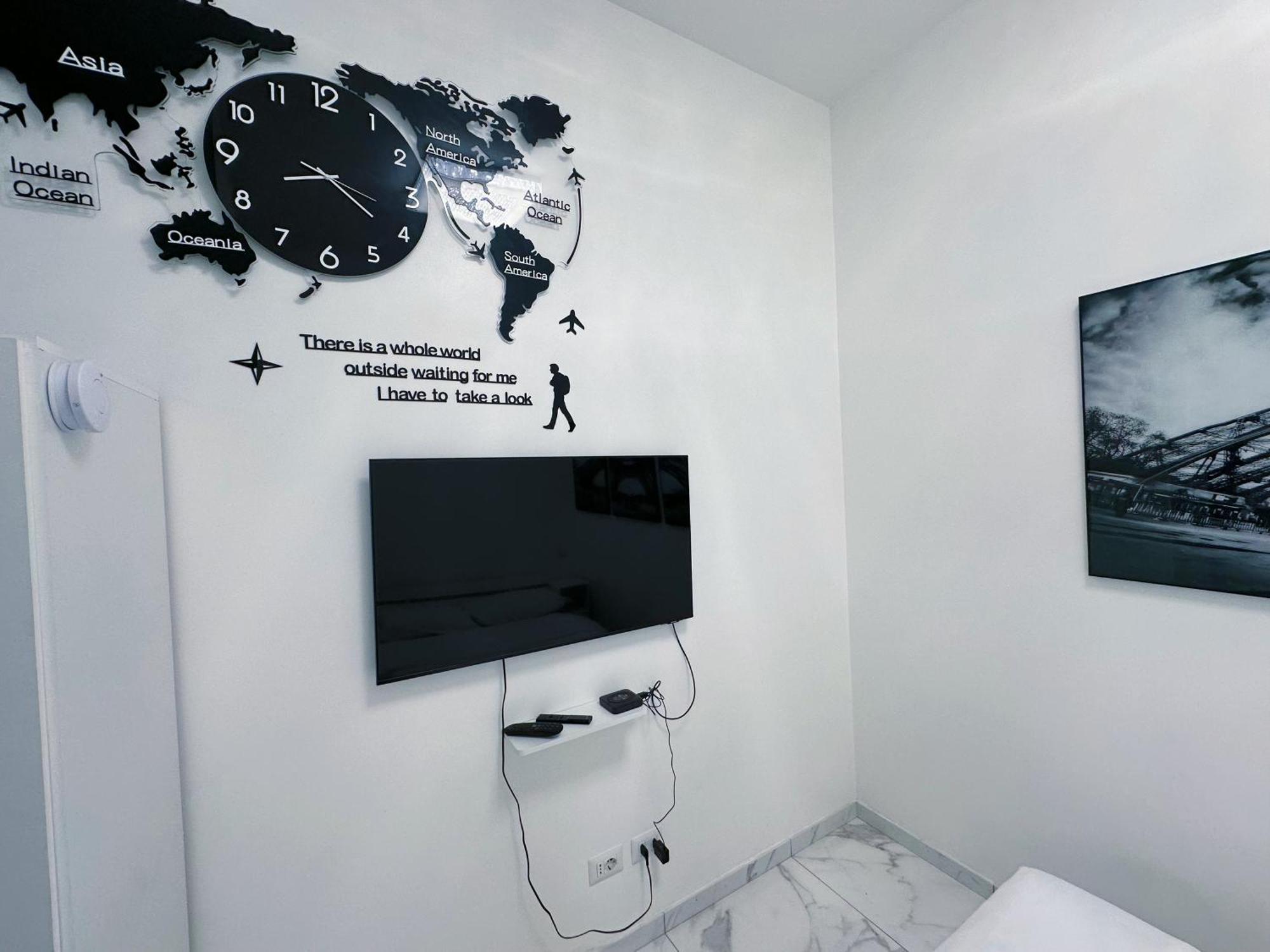 Bed & Breakfast Sakura Милан Экстерьер фото